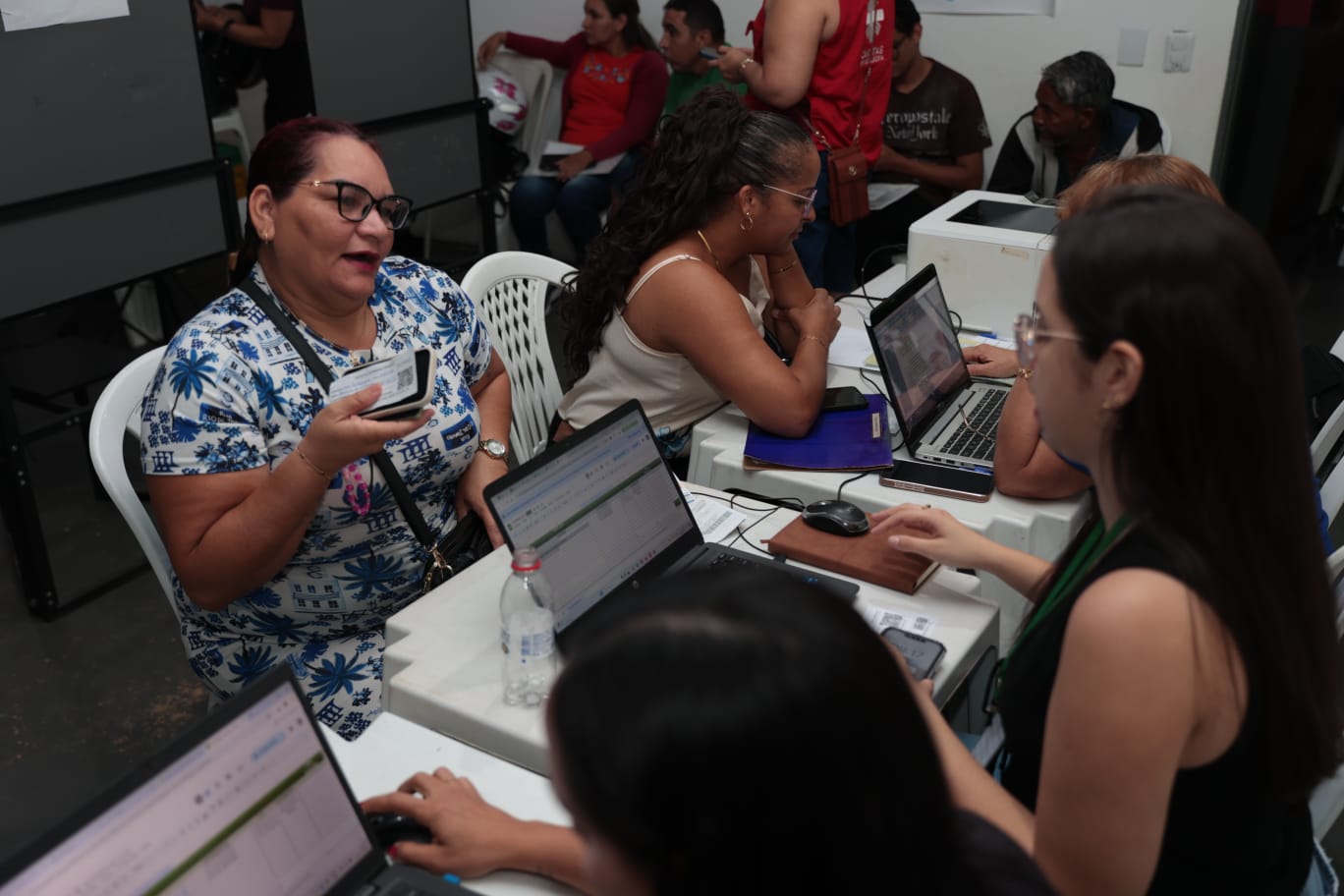 ACOLHIMENTO E CIDADANIA: DPE-RR ajuda ribeirinha a recuperar certidão de nascimento após anos tentando emitir o documento