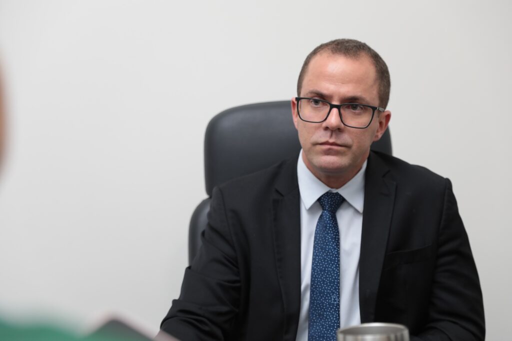 PRESENCIAL E VIRTUAL: Audiência Pública vai discutir sobre estrangeiros no sistema prisional