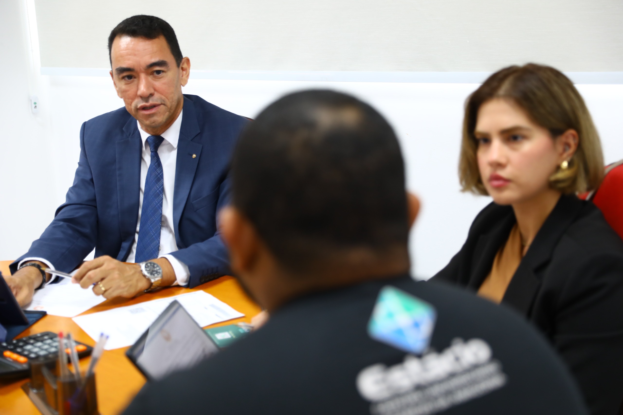 Defensora Nicole Rodrigues acompanhou audiências na Central de Acordo de Não Persecução Penal (CANPP) para orientar 11 imigrantes que respondem a processos